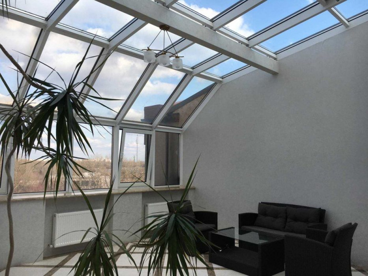 embankment A10936 Long term rentals
