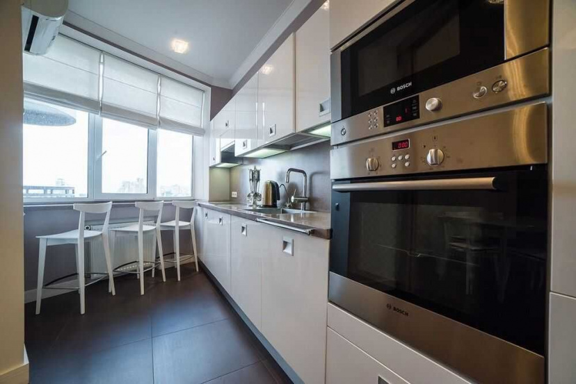 building with excellent views A10940