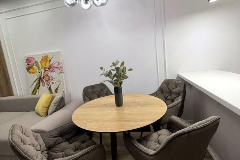 Tower, on Boychuk A47801 For Sale Flats