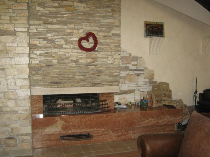 A10971 Long term rentals Flats and