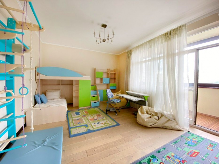 Flats and apartments Apartment in the
