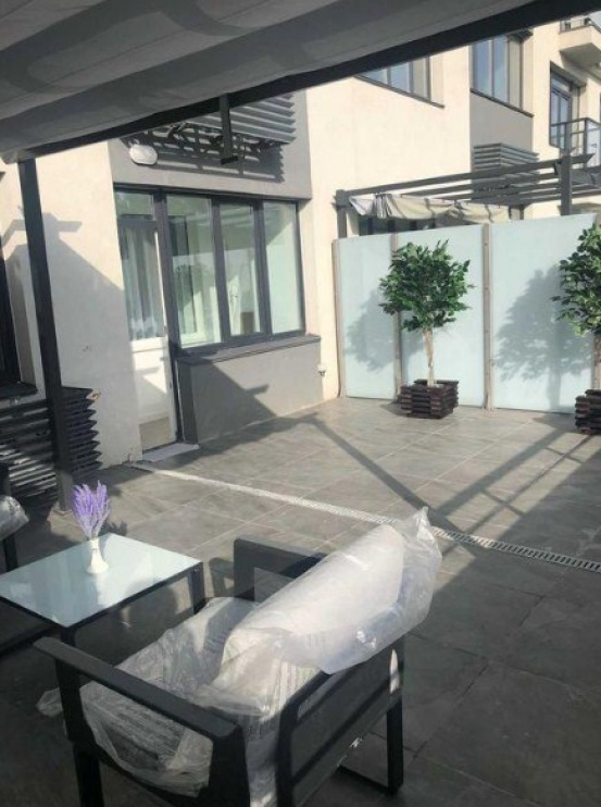 Neue Wohnung im Zentrum von Kiew mit