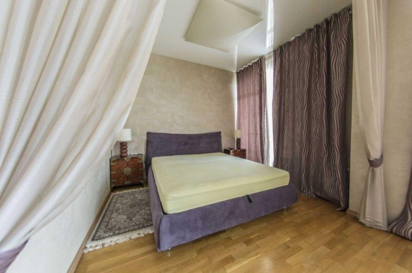 Vladimirskaya street A14807 Long term