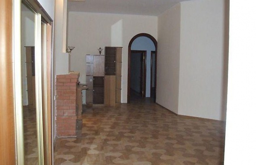 Flats and apartments Apartment in the