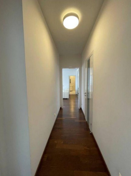 Geräumige Wohnung im Zentrum von Kiew
