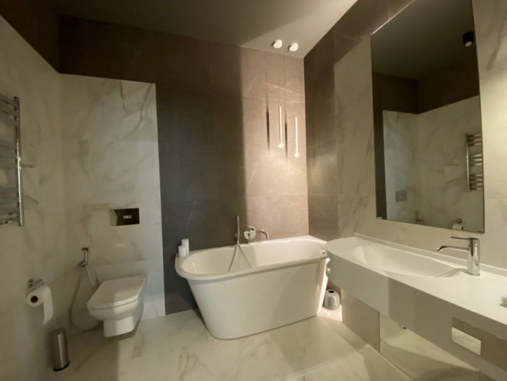 A10901 Long term rentals Flats and