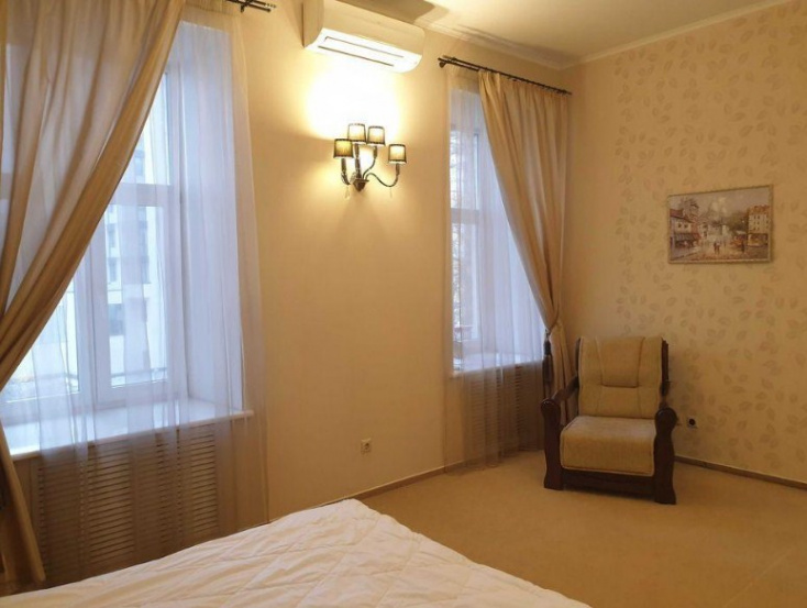 apartment in the historical center of