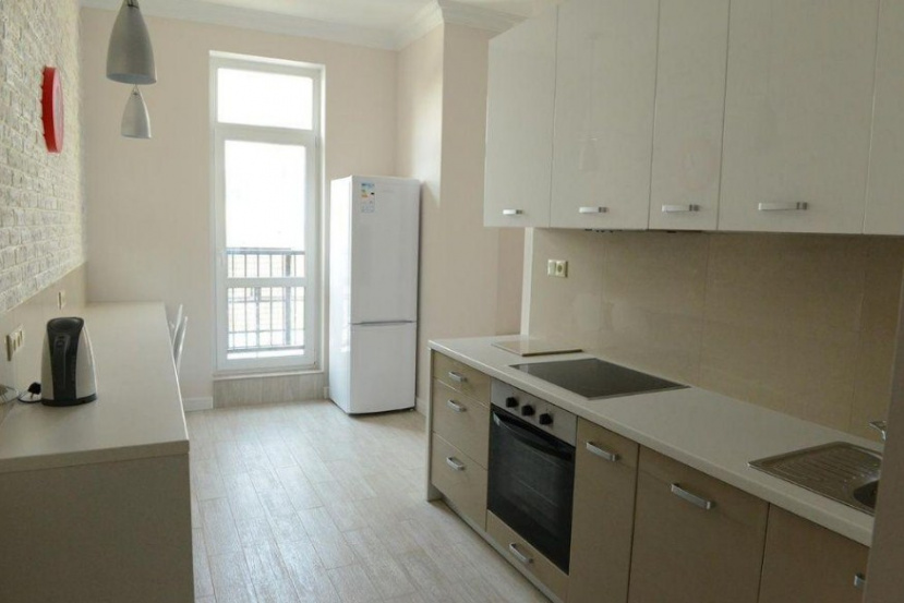 Long term rentals Flats and apartments