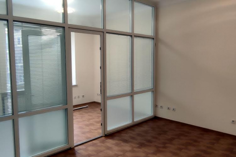 Büros Mietobjekte in Honchara Olesya,