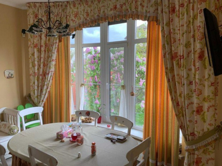 terrace and pool A42650 For Sale Houses