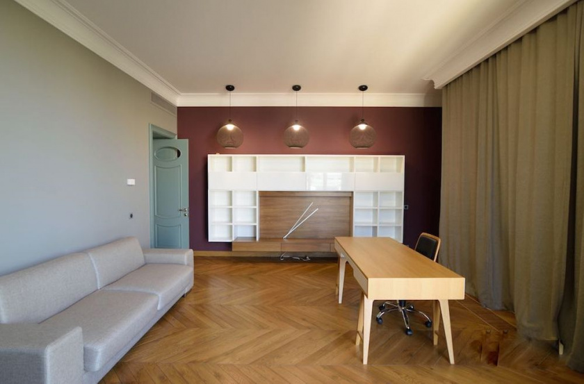 A11081 Long term rentals Flats and