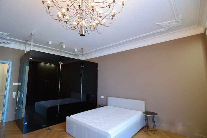 House A11081 Long term rentals Flats