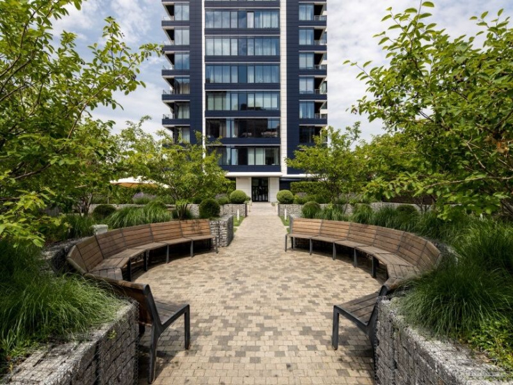 A10842 Long term rentals Flats and