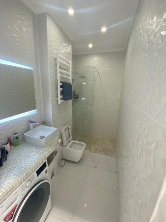 on Ivana Kudri A37070 Long term rentals