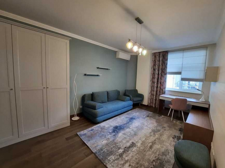 apartment on the street. Turgenevskaya