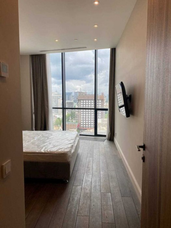 Long term rentals Flats and apartments