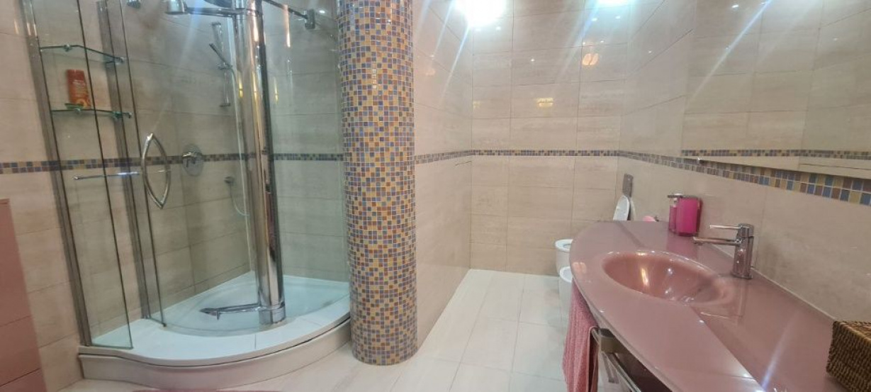 the capital with VIP renovation A10990
