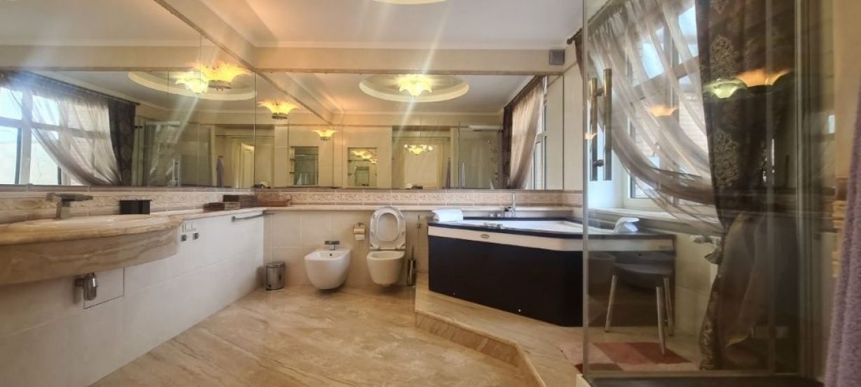 Apartment in the center of the capital