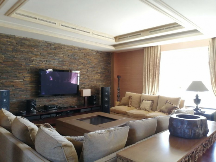 A10720 Long term rentals Flats and