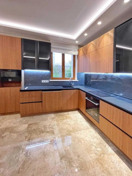 house on Turgenevskaya A10885 Long term
