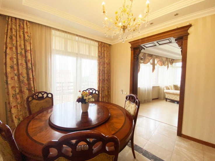 Apartments Luxuriöse Wohnung in einem