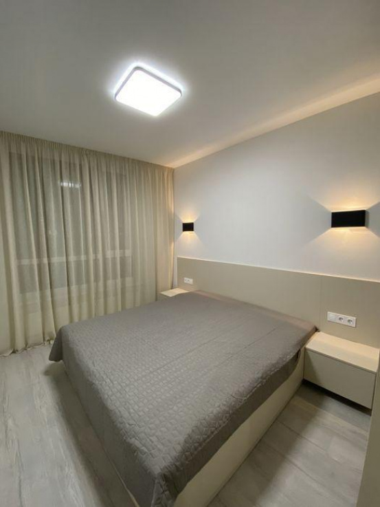 and apartments One-room apartment in