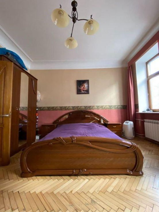 the historical center of Kiev A33416