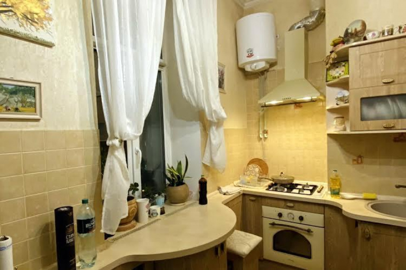 3-Zimmer-Wohnung Kiew Historisches