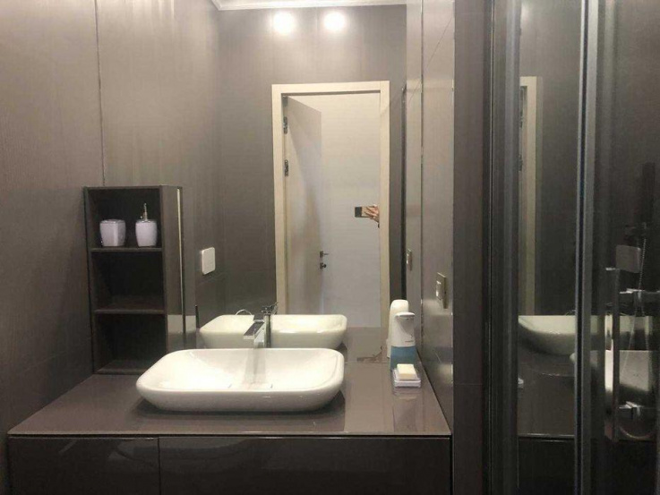 apartment on Dragomirova A47294 For