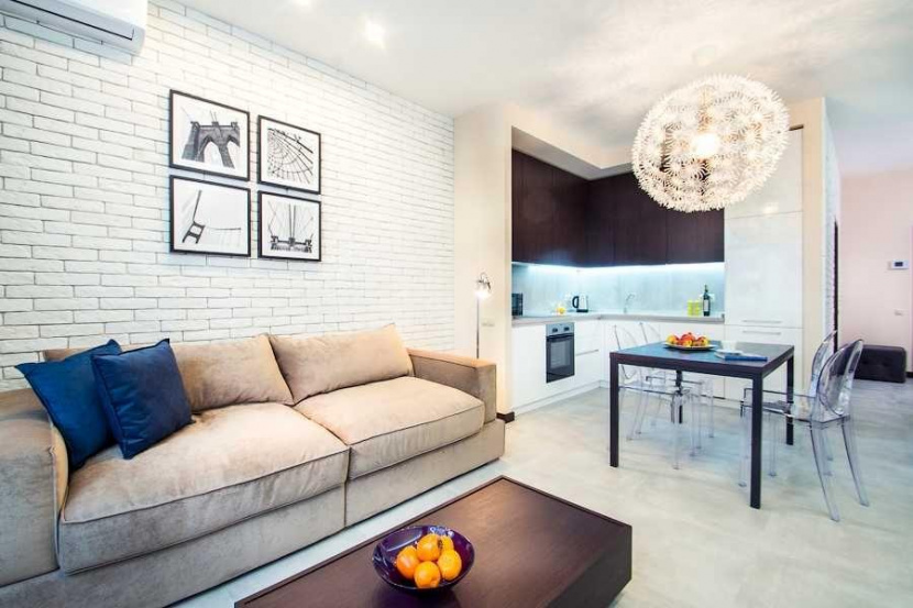 Sale Flats and apartments Spacious