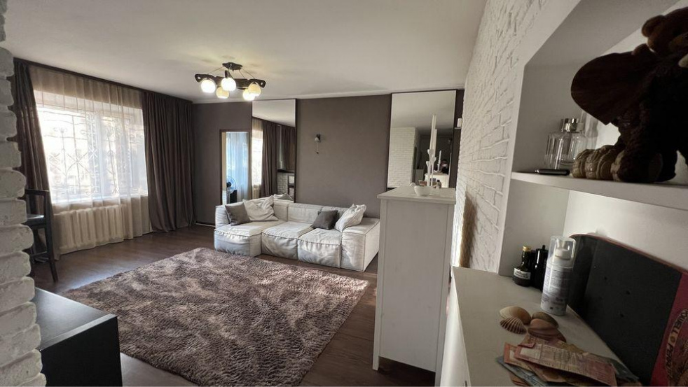 A35754 For Sale Flats and apartments