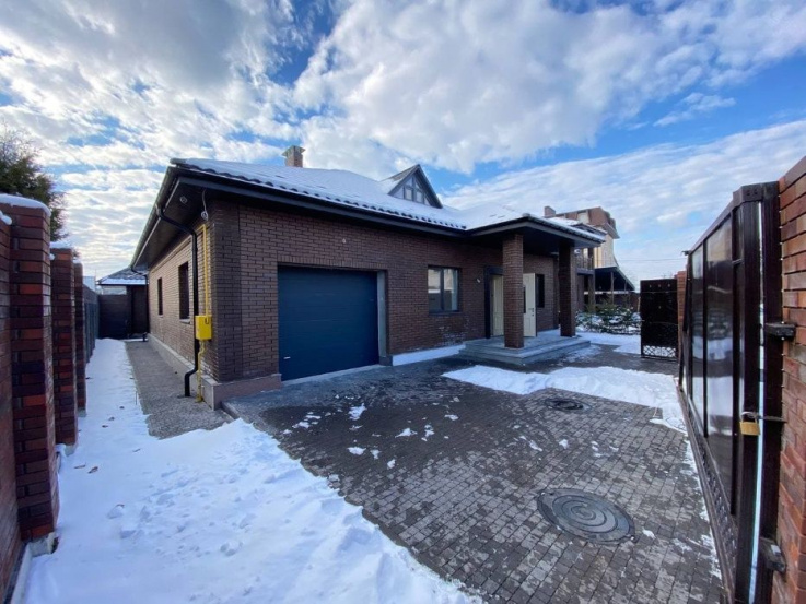 154 m² mit Garage und Terrasse mit