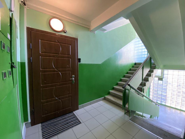 Sale Flats and apartments Cozy 3-room