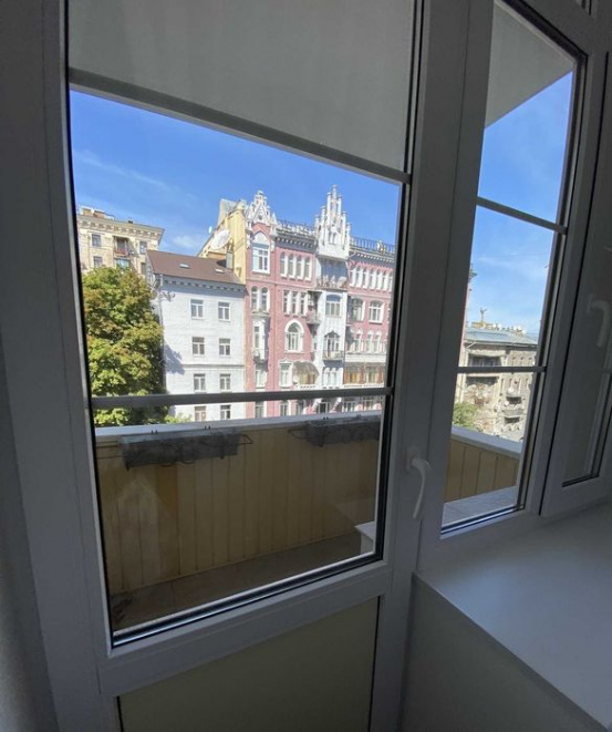 Long term rentals Flats and apartments
