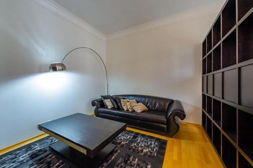 Spacious 2-room apartment with a view