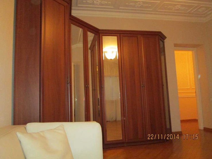 Architect Gorodetsky A10723 Long term