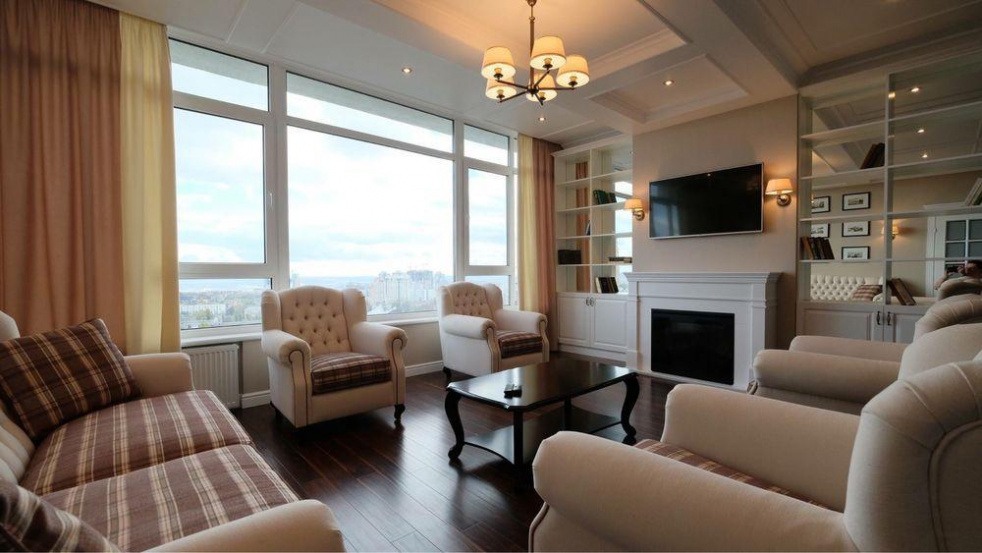 apartment with a view, Konovalets,