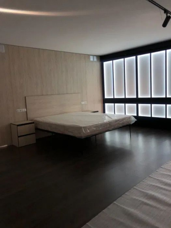 apartment on Lev Tolstoy street A10829
