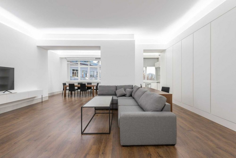 Long term rentals Flats and apartments